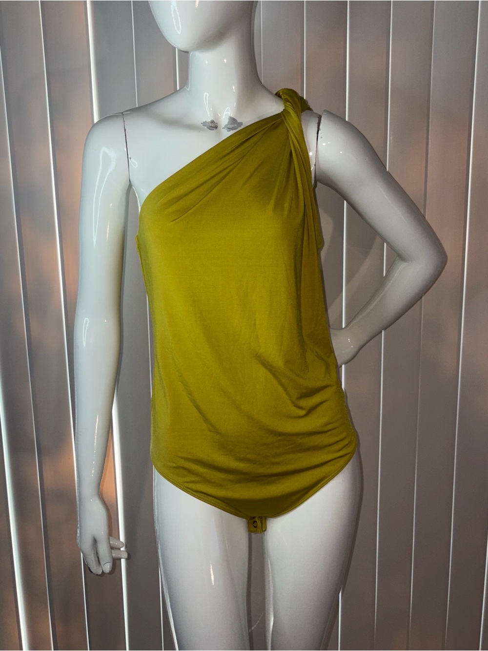 NWT Express Body Contour One Shoulder Draped Twist Bodysuit - Chartreuse Green L